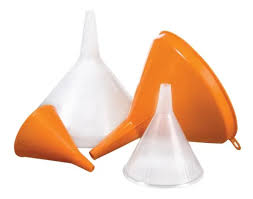 EMBUDO PLASTICO NUMERO 15 MAKE