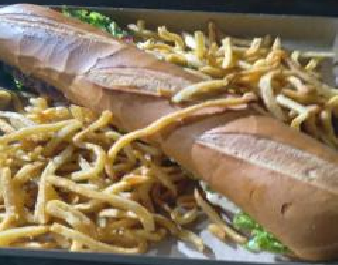 TREN DE LOMO,HAMBURGUESA O MILANESA ZARPADO TRANSVERSAL EN CAJA DE PIZA COMPLETO Y REPLETO CON FRITAS-