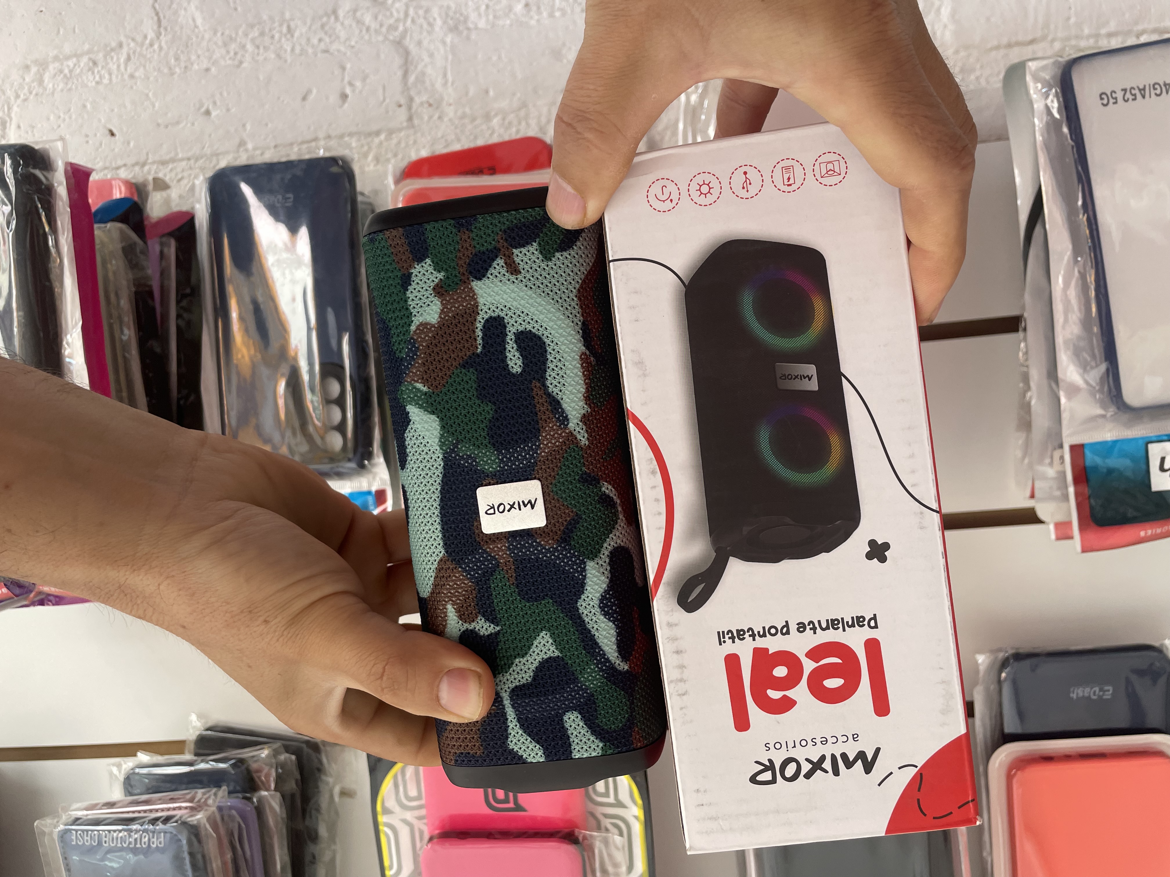 Parlante portátil Leal